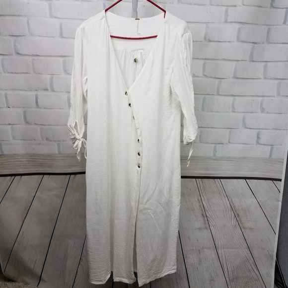 Free People Tops - Free people Button up Duster SZ M NWOT